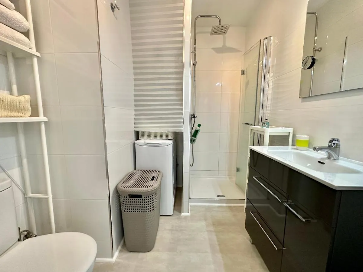 شقة Apartamento Paraiso فوينخيرولا