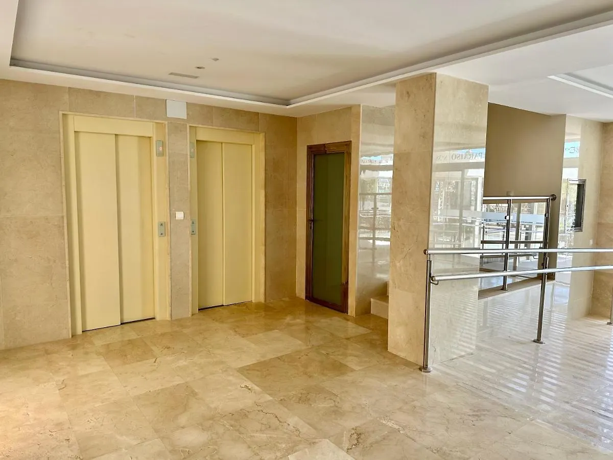 Apartamento Paraiso فوينخيرولا 0*,